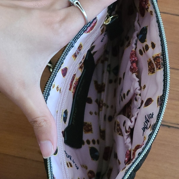 Betsey Johnson crossbows bag - Picture 2 of 2